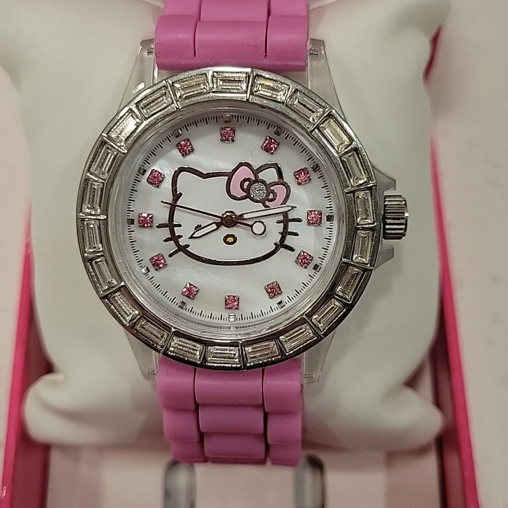 Hello Kitty Watch - Picture 2 of 4